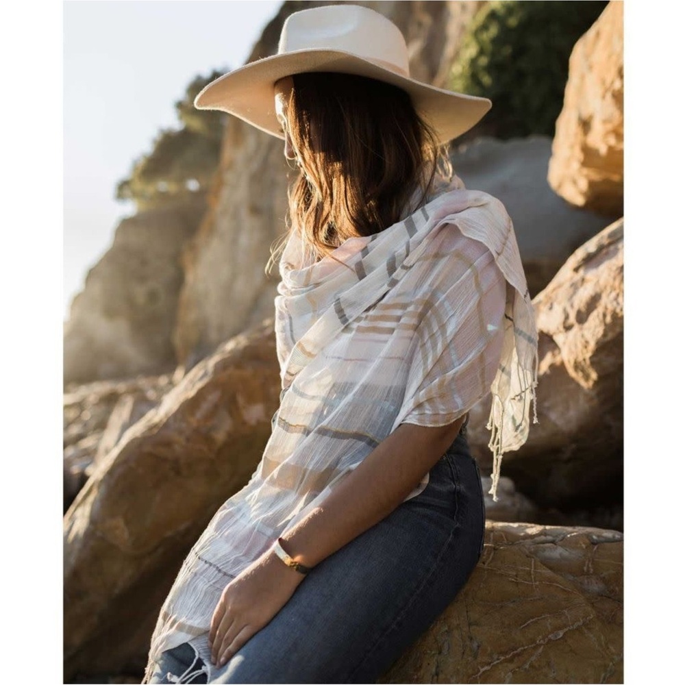 🌻5/$30🌻 🆕 POKO LOKO Audrey Scarf with Tassels